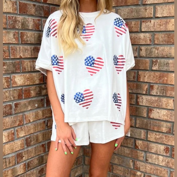 Fantastic Fawn Sequin Flag Heart Oversized Shirt Top Sz Large New in Package - Picture 4 of 14